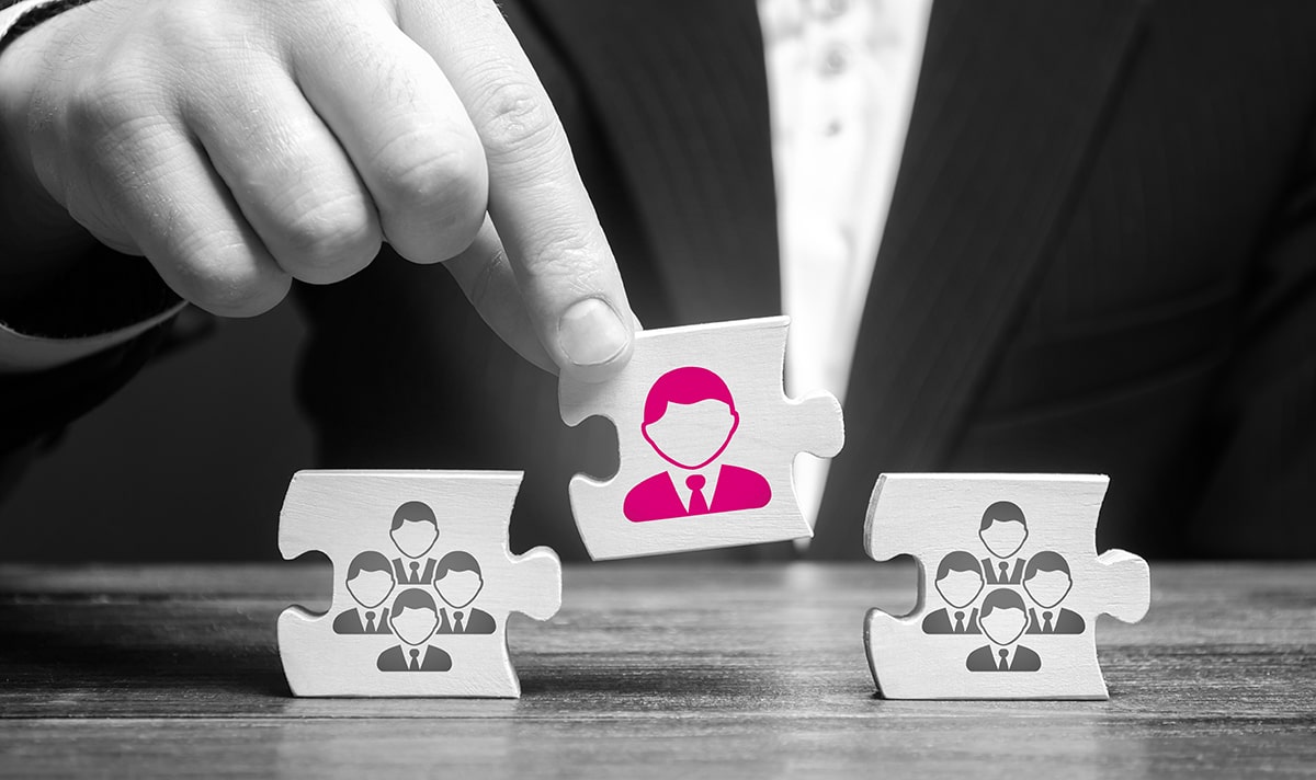 cardImg